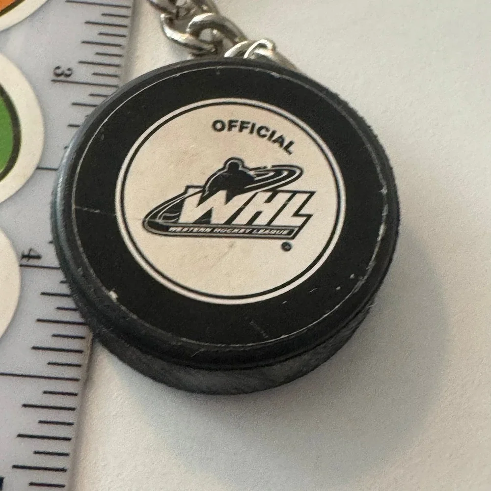 Regina Pats WHL Official Hockey Puck‎ Keychain Vintage Sports Memorabilia